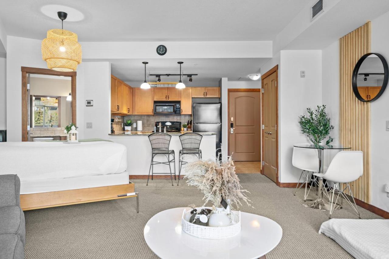 ⭐️ Luxury Mountain View Studio In Canmore ⭐️ Dış mekan fotoğraf