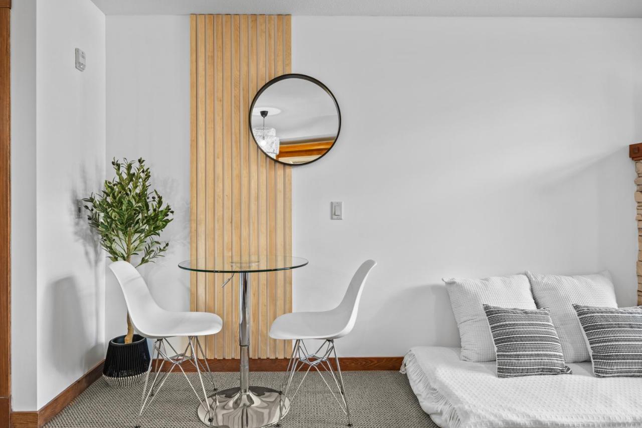 ⭐️ Luxury Mountain View Studio In Canmore ⭐️ Dış mekan fotoğraf