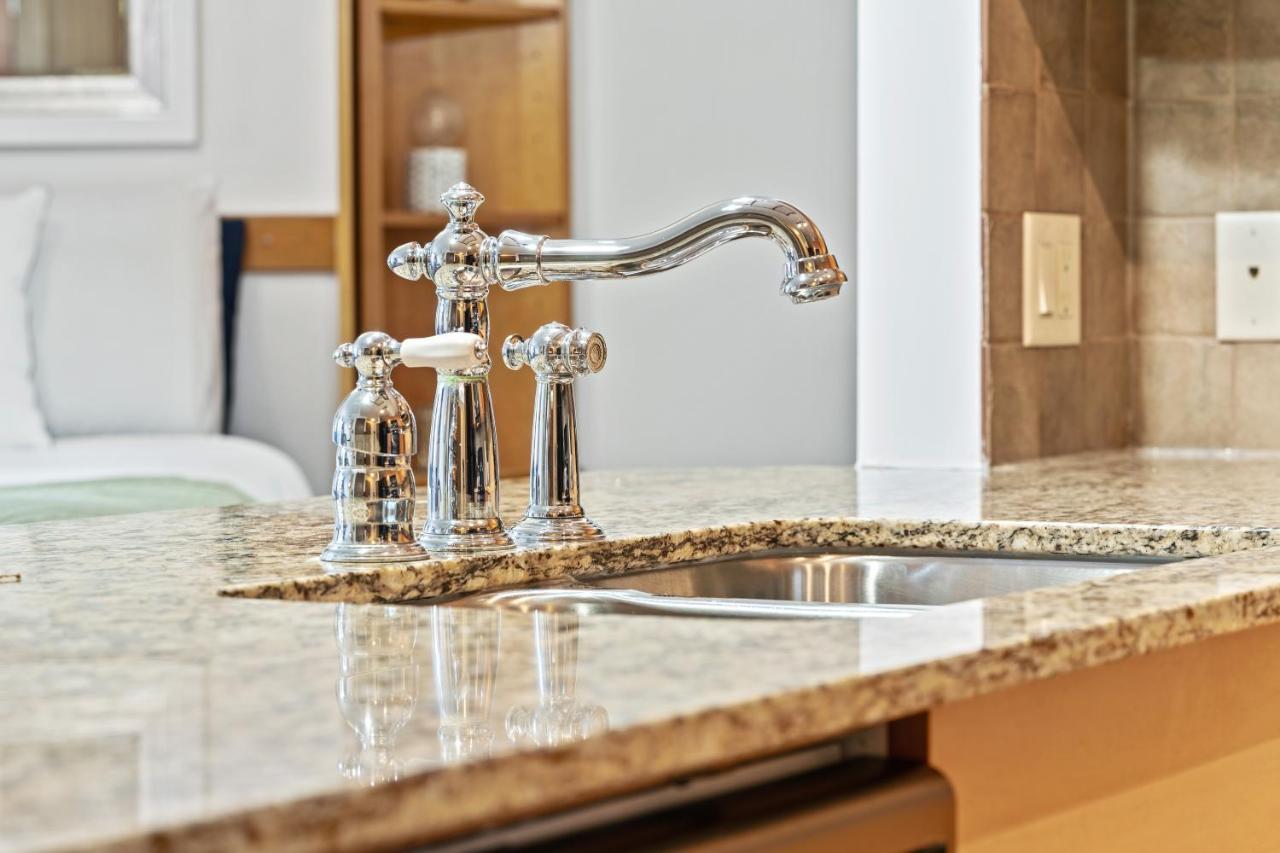 ⭐️ Luxury Mountain View Studio In Canmore ⭐️ Dış mekan fotoğraf